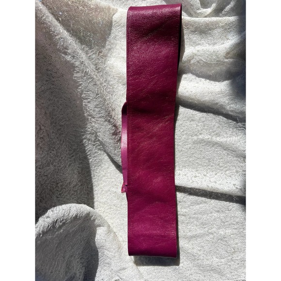 80s Magenta Snakeskin Belt - Picture 7 of 8